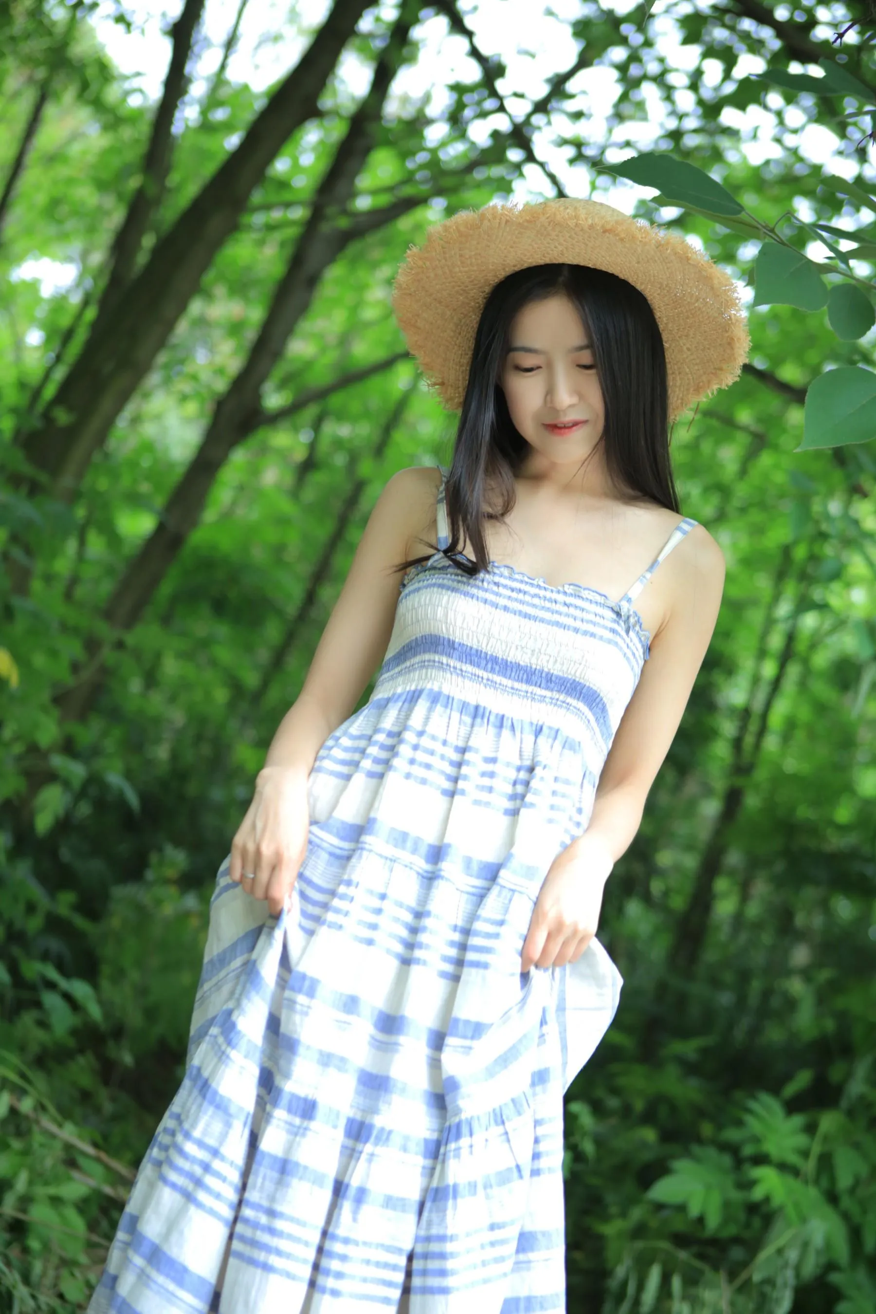 [YITUYU艺图语]2022.07.07 Hatsukio 小草草呀 [35P]插图2